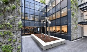 Paris_Surelevation d'un immeuble de bureaux, extension, mise en conformite